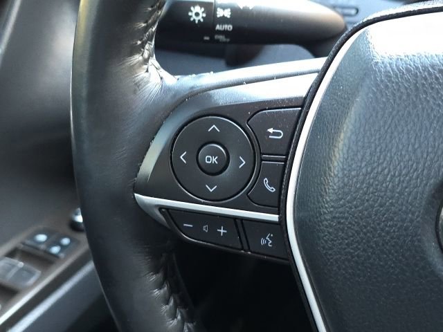 Used 2022 Toyota Camry XLE w/ Navigation Upgrade Package image 26