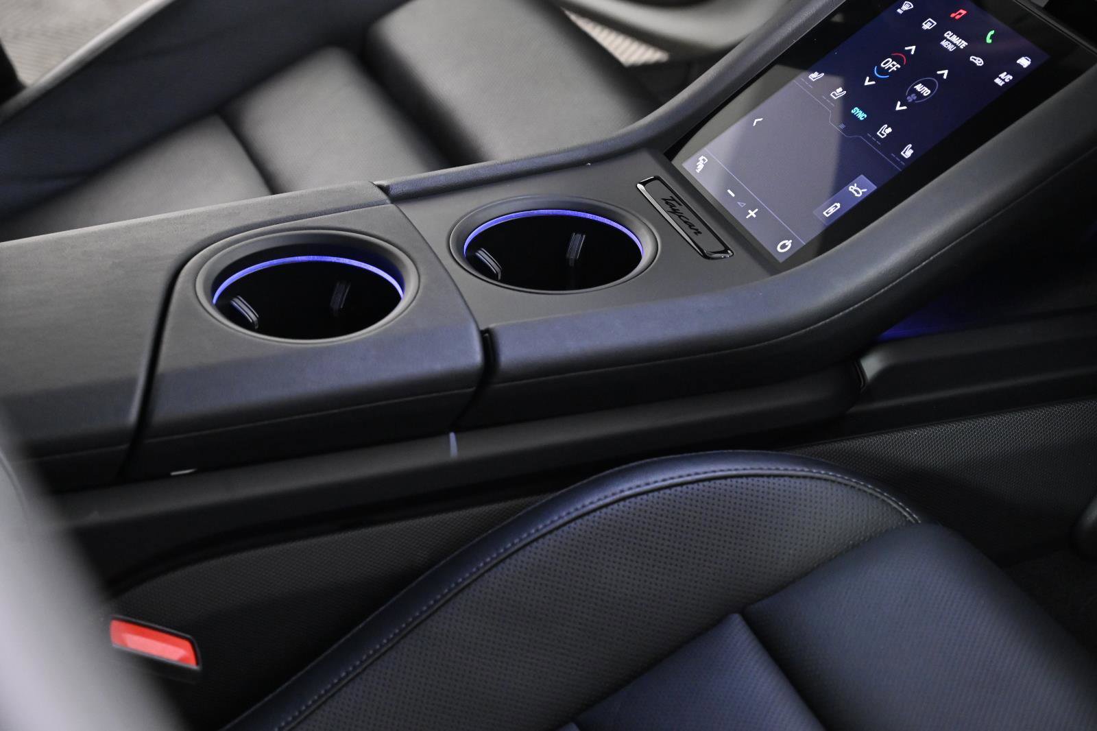 Used 2021 Porsche Taycan RWD image 22