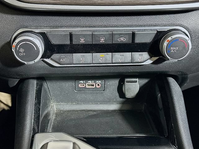 Used 2024 Nissan Altima 2.5 SV FWD image 16