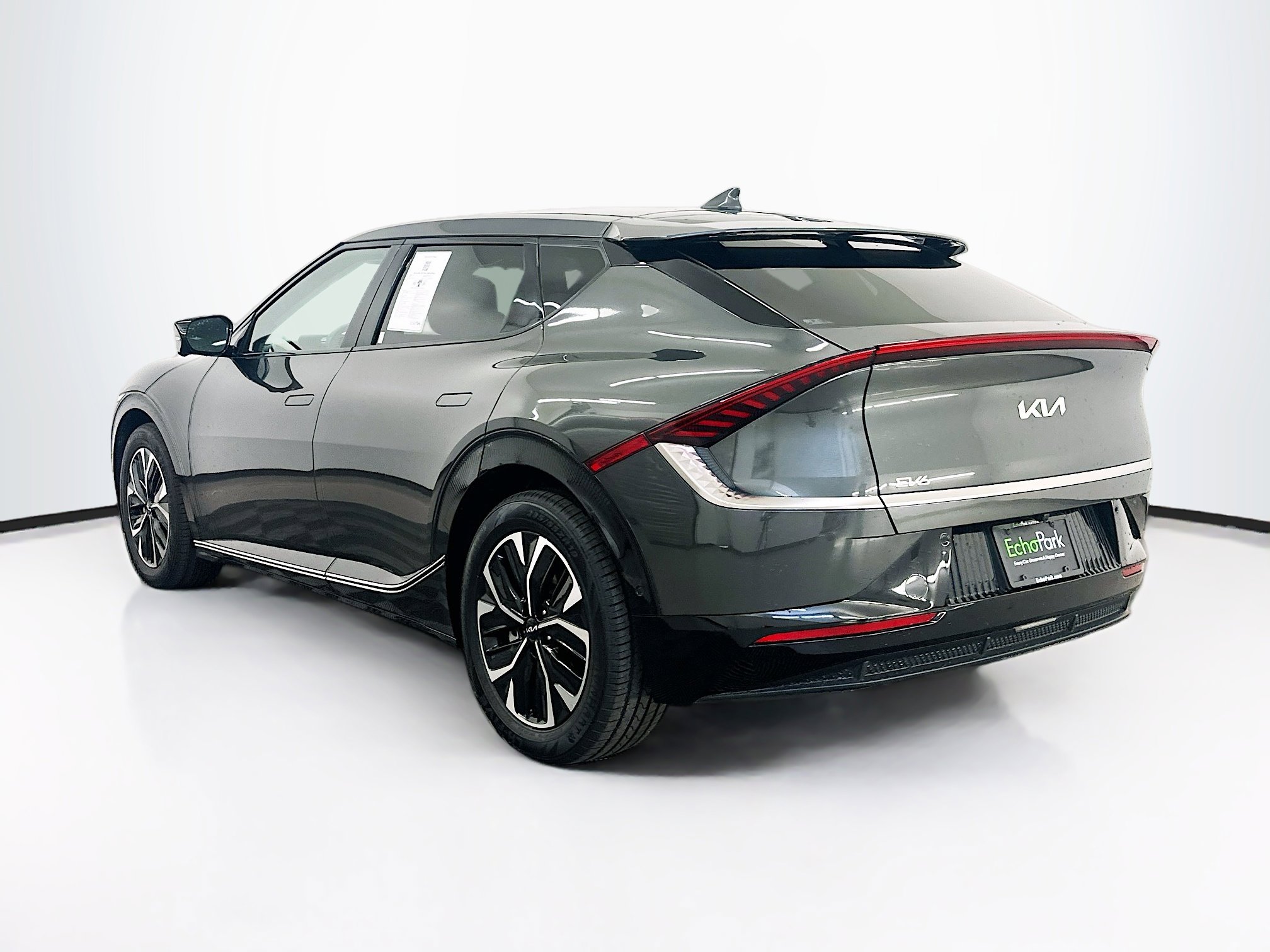 Used 2024 Kia EV6 Wind w/ Wind Technology Package AWD/4WD image 5