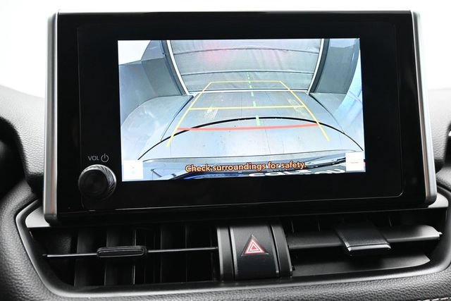 Used 2023 Toyota RAV4 LE AWD/4WD image 15