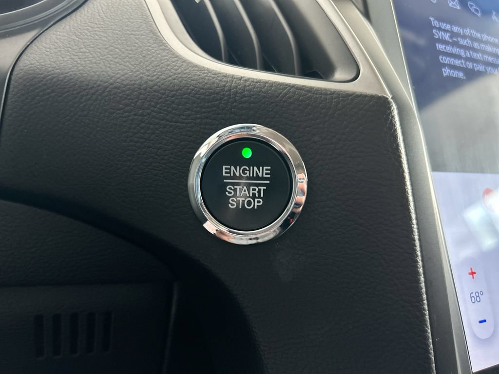 Used 2024 Ford Edge SEL AWD/4WD image 26