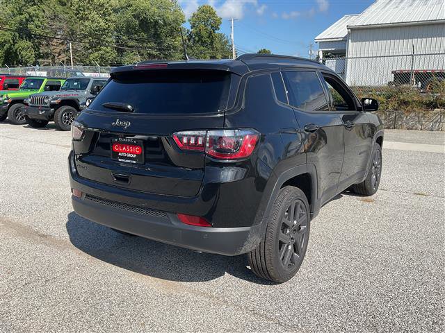 New 2026 Jeep Compass Limited image 5