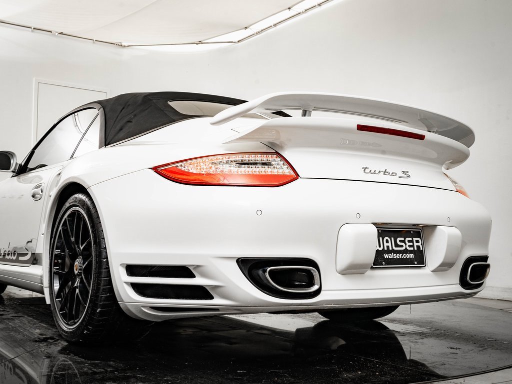 Used 2011 Porsche 911 Turbo S image 21