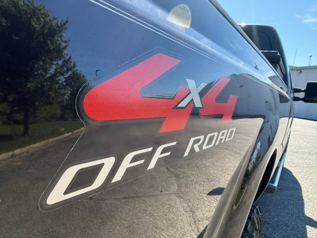 Used 2009 Ford F350 4x4 Crew Cab Super Duty image 3