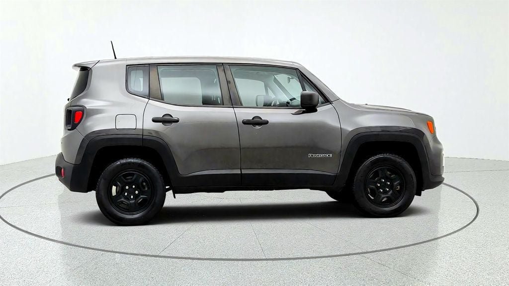 Used 2019 Jeep Renegade Sport AWD/4WD image 4