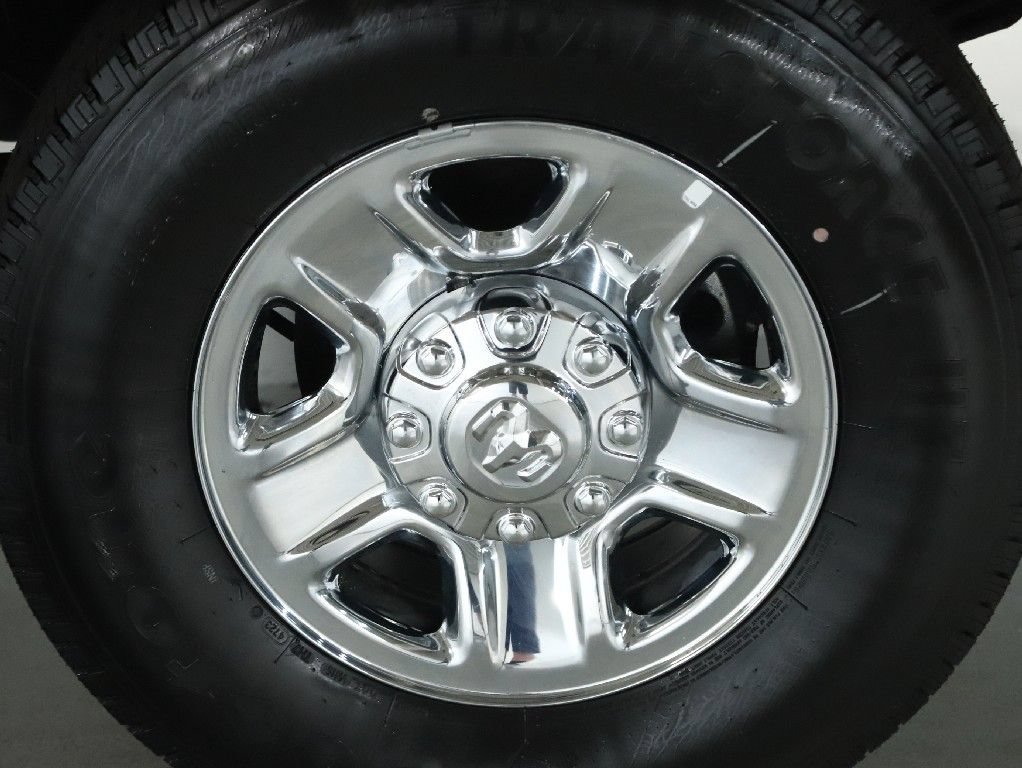 Used 2024 RAM 3500 Tradesman w/ Chrome Appearance Group AWD/4WD image 42
