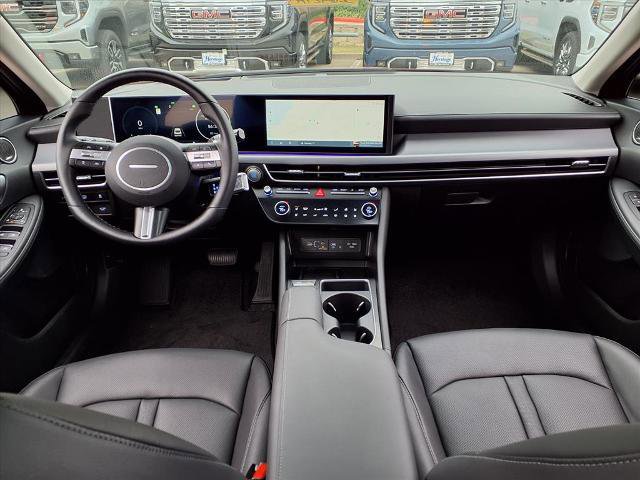 Used 2025 Hyundai Sonata Limited image 4