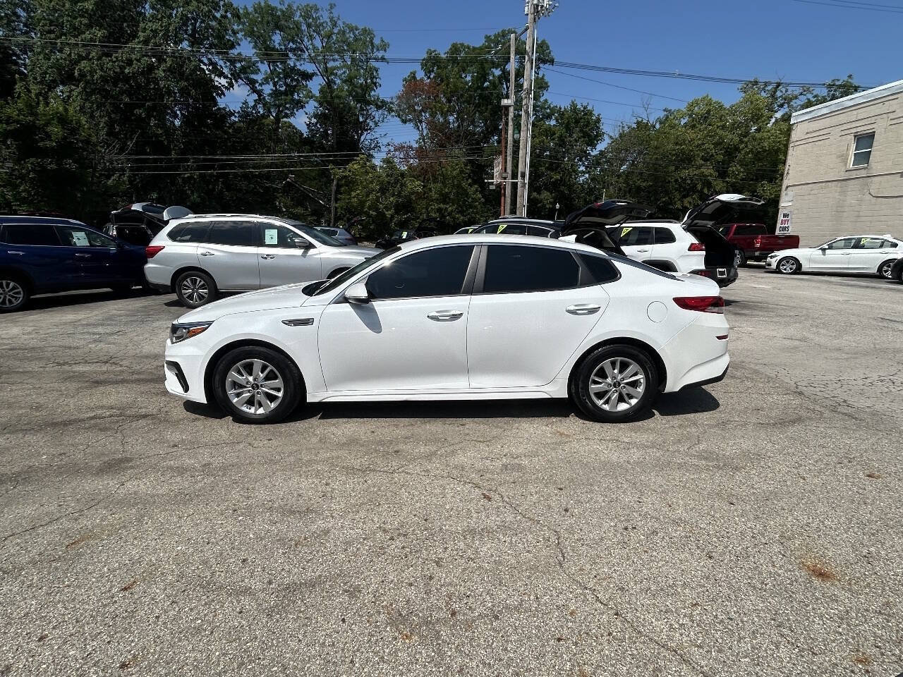 Used 2019 Kia Optima LX FWD image 4