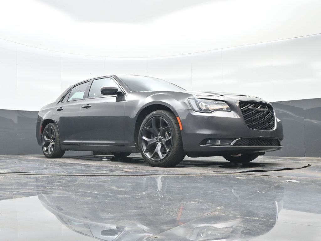 Used 2020 Chrysler 300 S w/ Red S Appearance Package image 42
