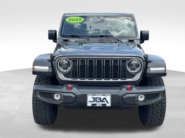 Used 2025 Jeep Gladiator Rubicon w/ Convenience Group AWD/4WD image 21