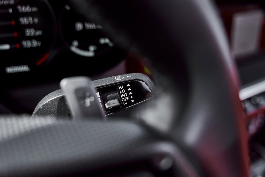 Used 2022 Porsche 911 Turbo S w/ 911 Turbo Sportdesign Package image 56