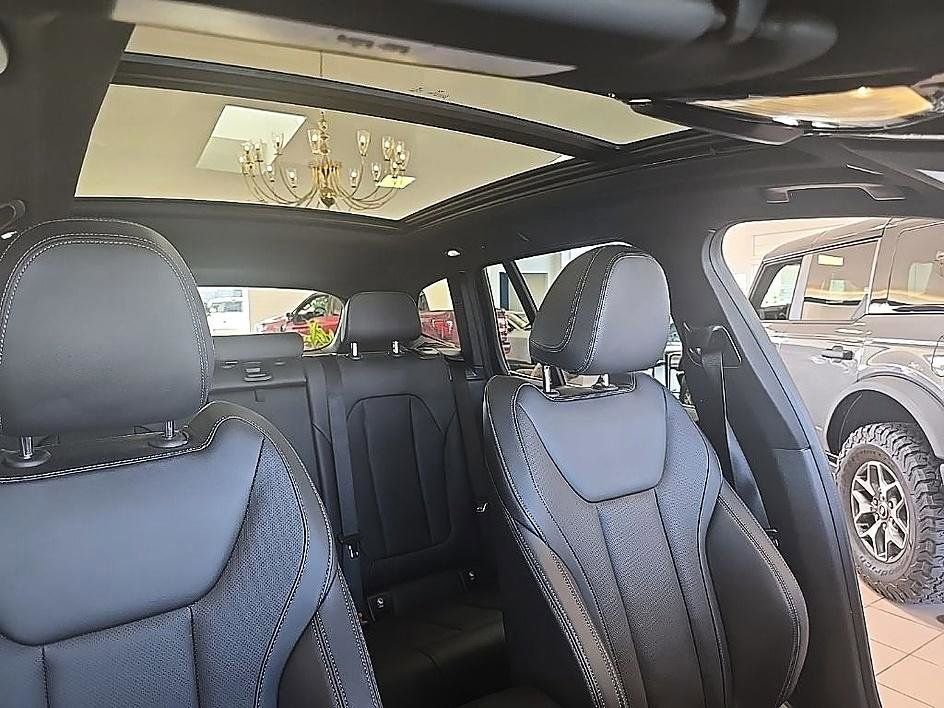 Used 2022 BMW X3 xDrive30i w/ Convenience Package image 38