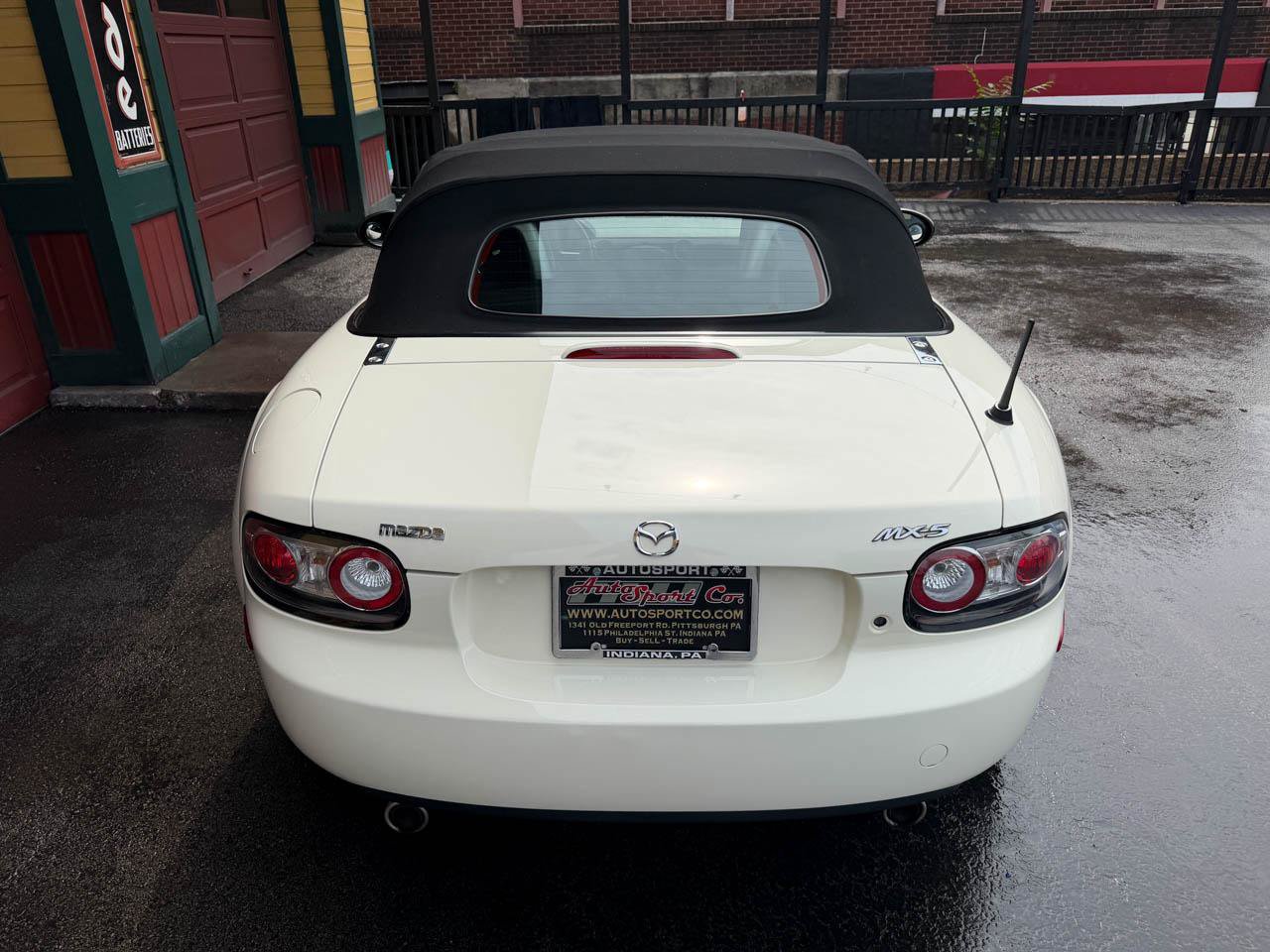 Used 2008 MAZDA MX-5 Miata Touring RWD image 9
