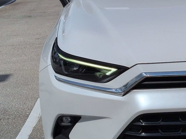 Used 2024 Toyota Grand Highlander FWD image 10