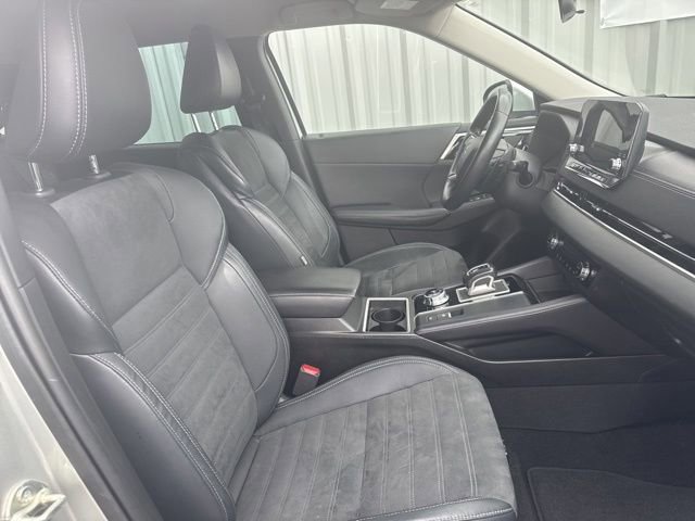 Used 2022 Mitsubishi Outlander SE image 6