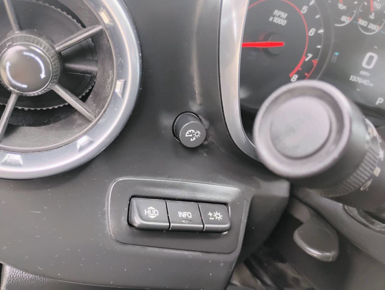 Used 2017 Chevrolet Camaro LT RWD image 27