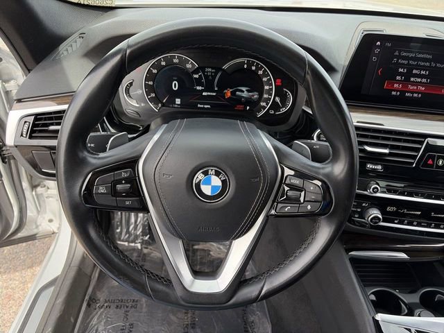 Used 2019 BMW 530e w/ Convenience Package image 24