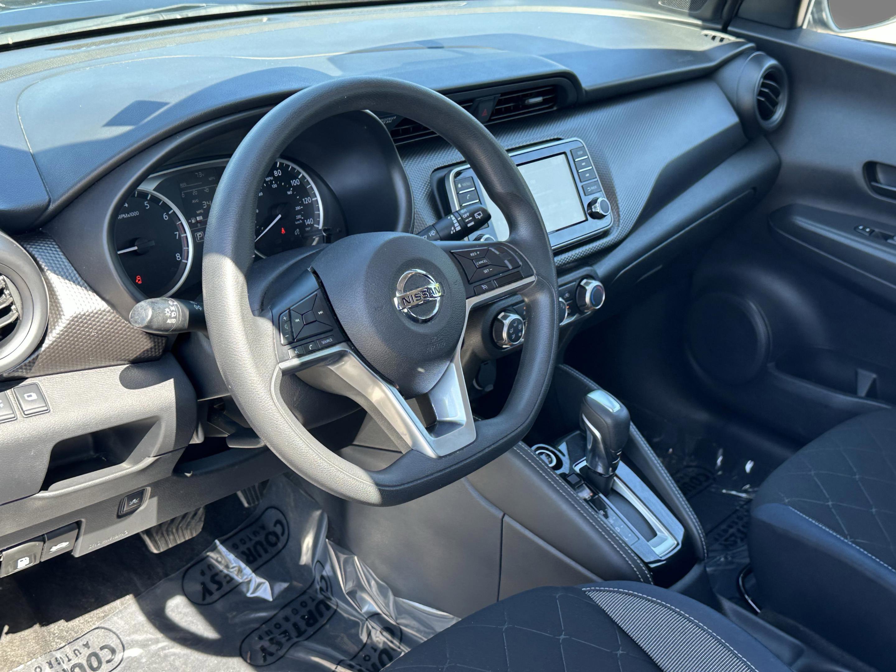 Used 2018 Nissan Kicks S FWD image 29
