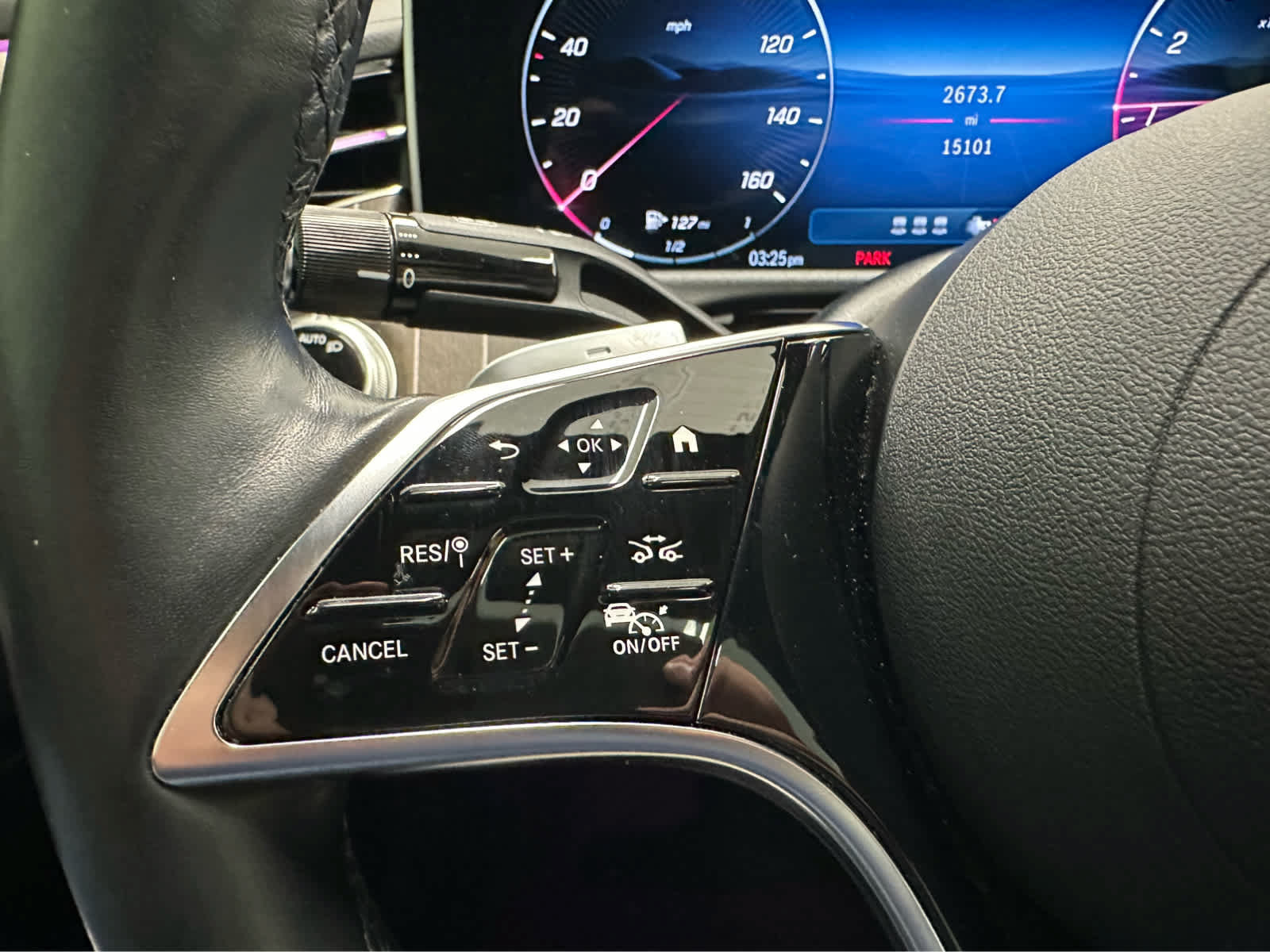 Used 2025 Mercedes-Benz E 350 4MATIC Sedan image 19
