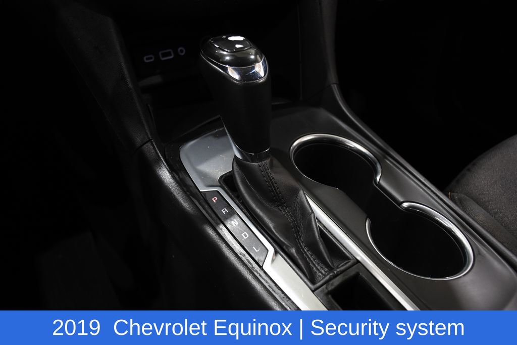 Used 2019 Chevrolet Equinox LT w/ Driver Convenience Package FWD image 24