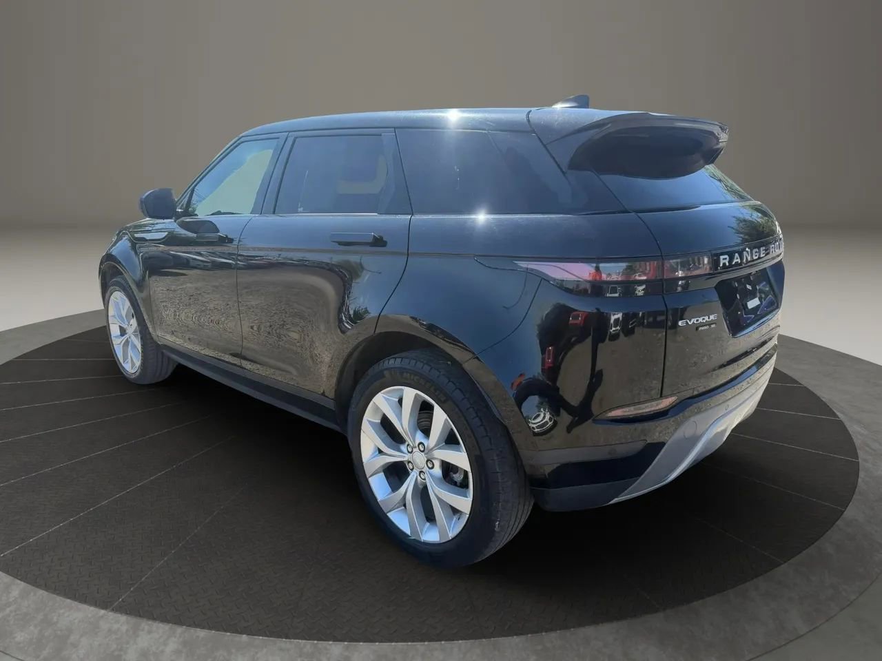 Used 2020 Land Rover Range Rover Evoque SE AWD/4WD image 7