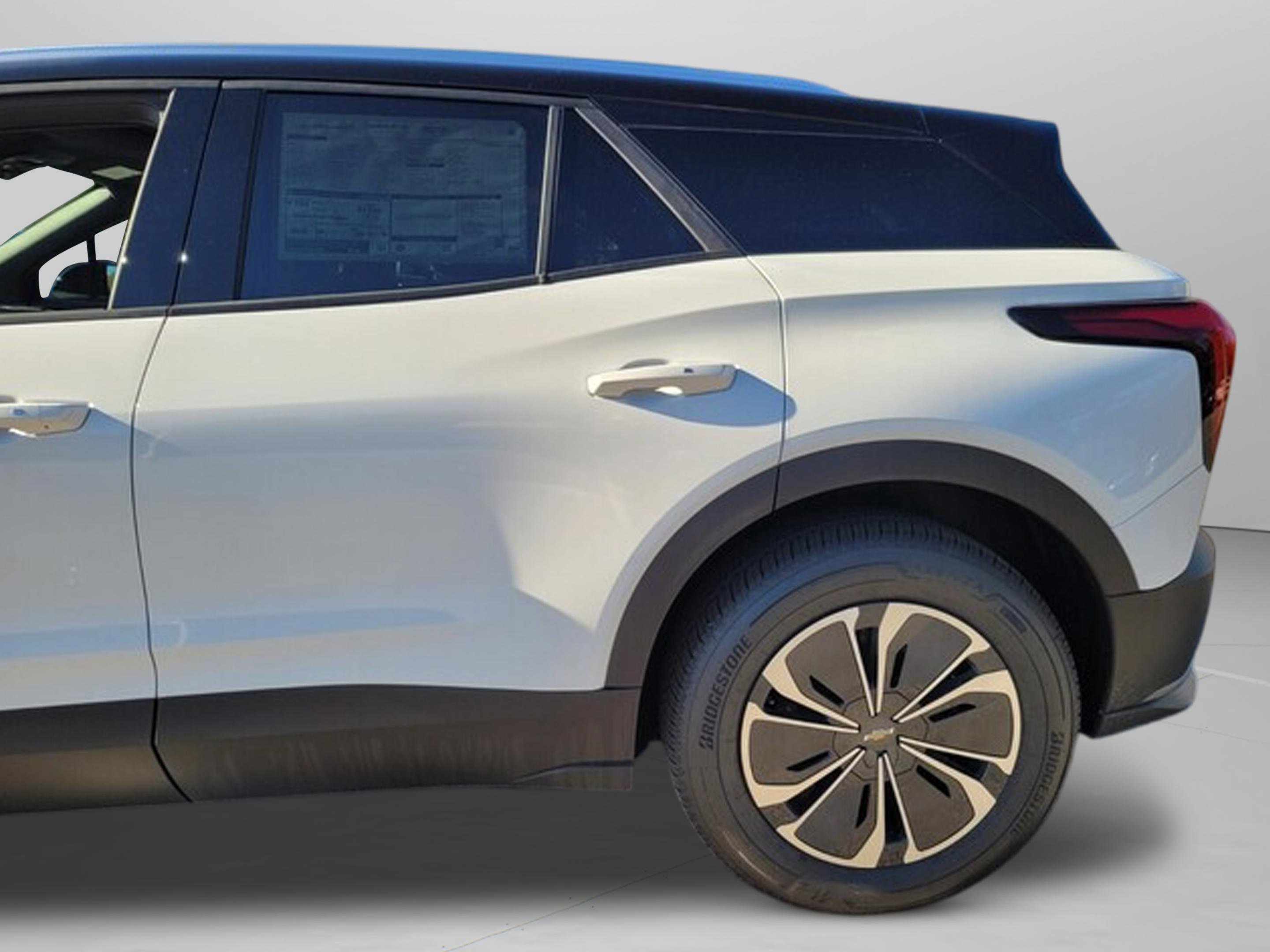 New 2026 Chevrolet Blazer EV LT image 11