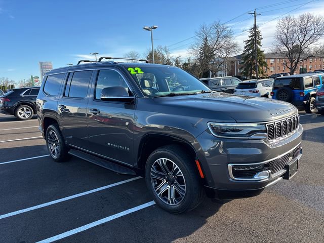 Used 2022 Jeep Wagoneer Series III w/ Flexible Seating Group image 2