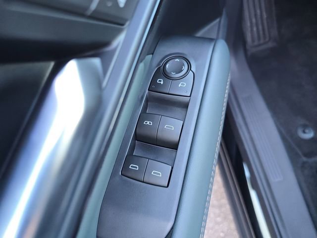 New 2026 GMC Terrain AT4 w/ Convenience Package III image 17