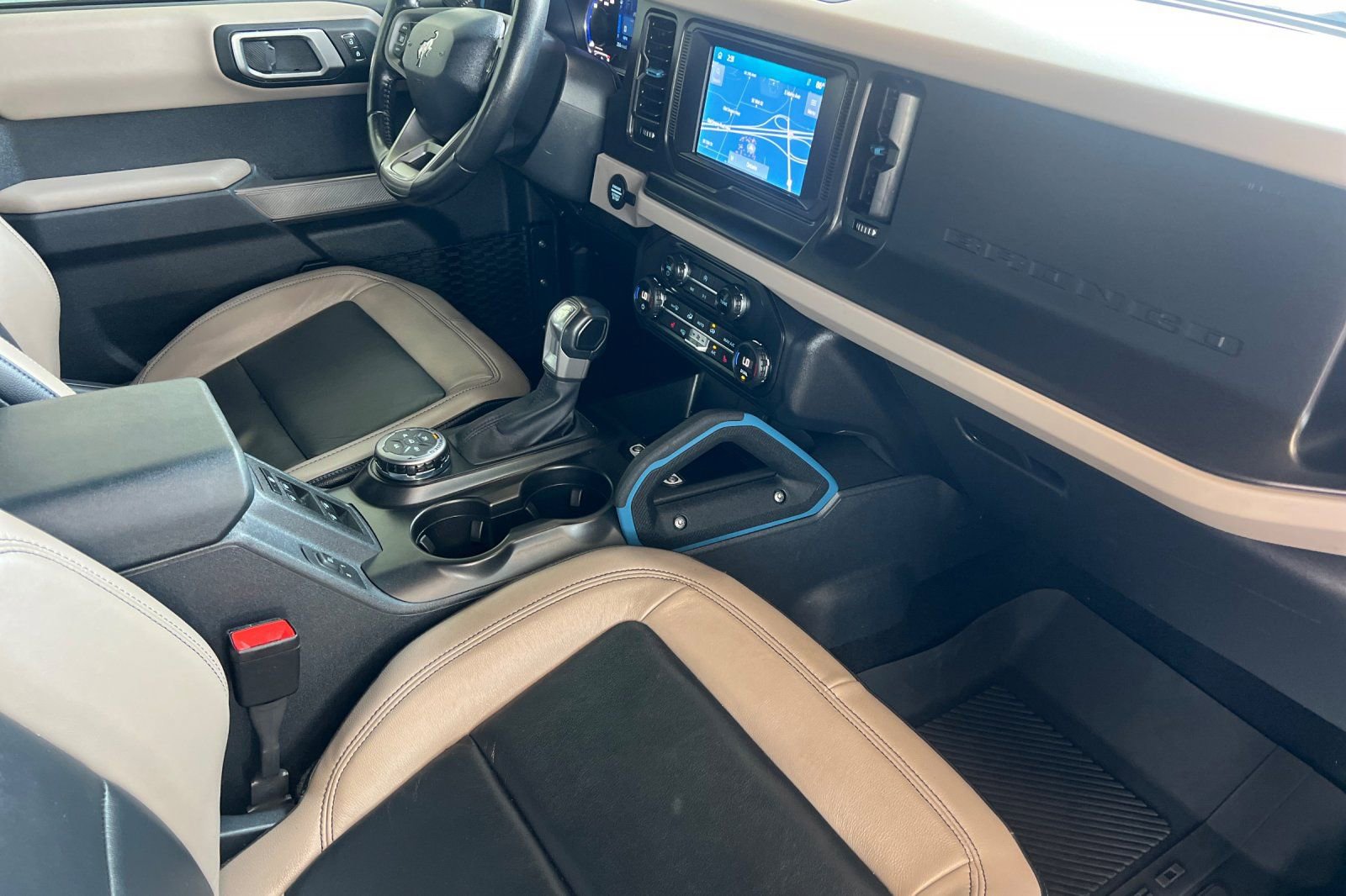 Used 2021 Ford Bronco Wildtrak image 13