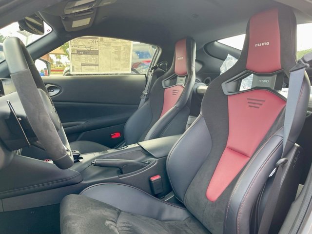 New 2025 Nissan Z NISMO w/ Floor Mat Package image 11