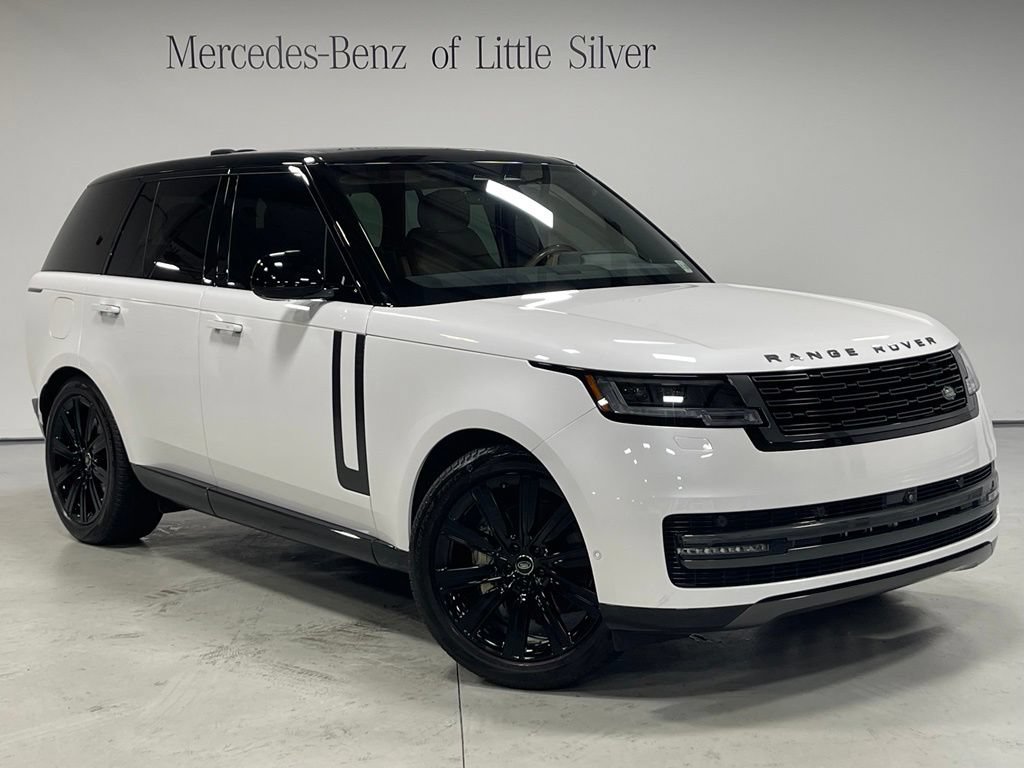 Used 2025 Land Rover Range Rover SE AWD/4WD image 8
