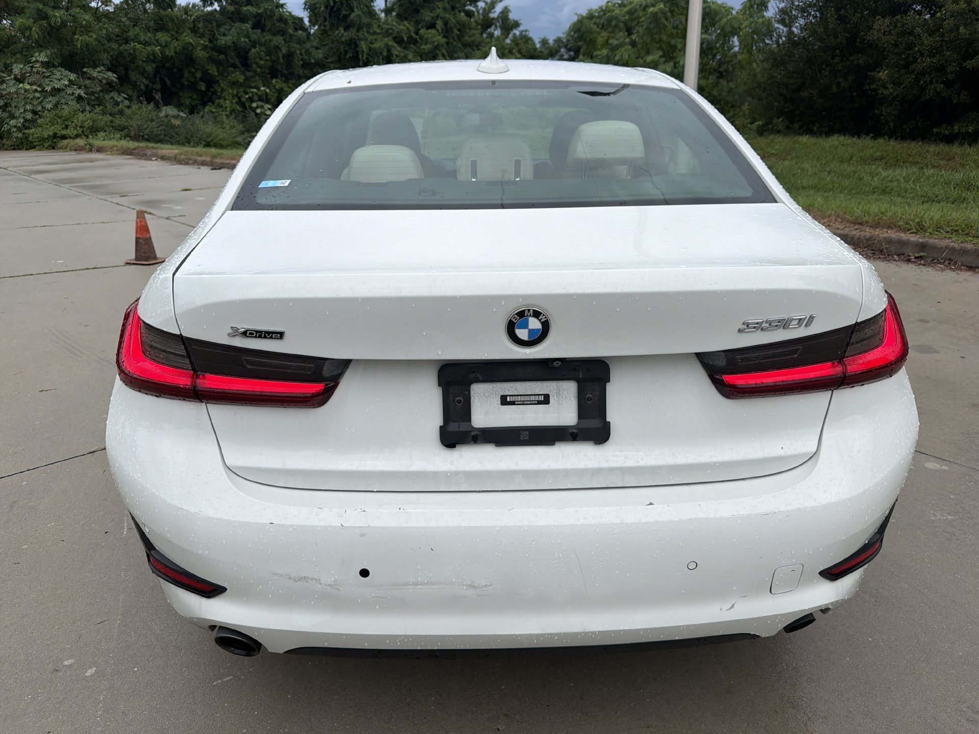 Used 2022 BMW 330i xDrive Sedan w/ Driving Assistance Package AWD/4WD image 5