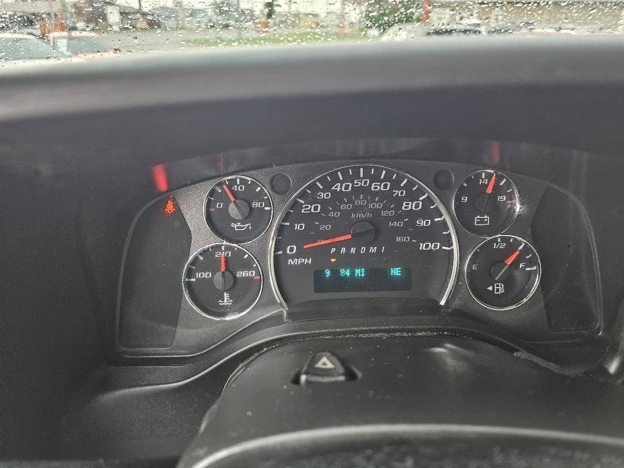 Used 2019 Chevrolet Express 2500 RWD image 13