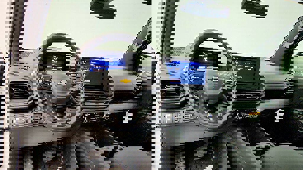 Used 2024 Chevrolet Silverado EV W/T AWD/4WD image 12