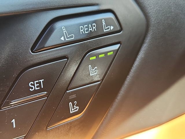 Used 2023 BMW X7 xDrive40i image 21