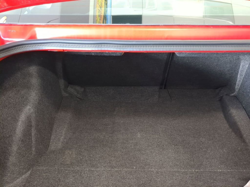 Used 2019 Dodge Challenger SRT Hellcat Redeye image 13