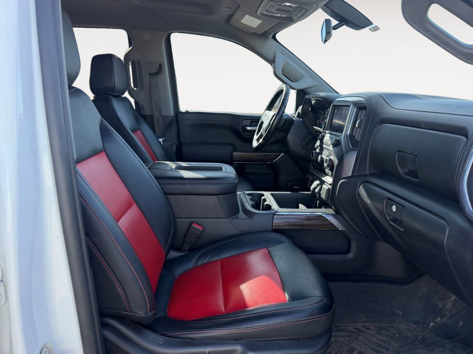 Used 2021 Chevrolet Silverado 1500 LT Trail Boss w/ Convenience Package II image 15