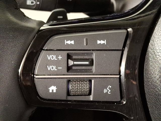 Used 2025 Honda Pilot Touring image 23