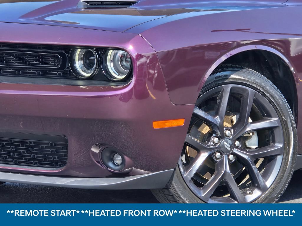 Used 2022 Dodge Challenger SXT w/ Blacktop Package RWD image 2