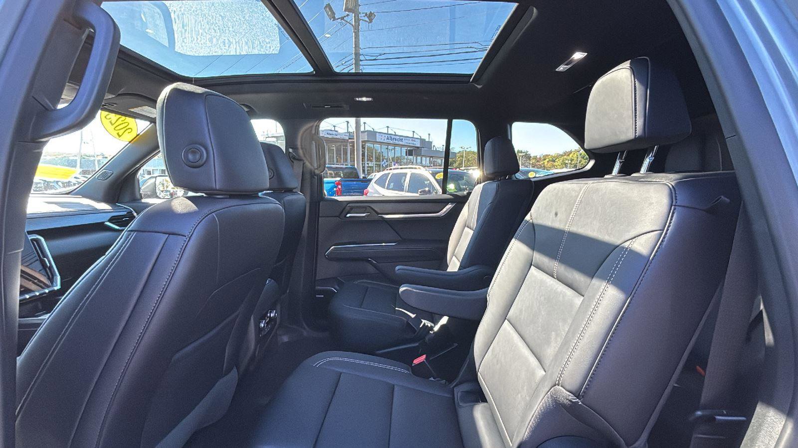 New 2025 GMC Acadia Elevation w/ Elevation Premium Package image 29