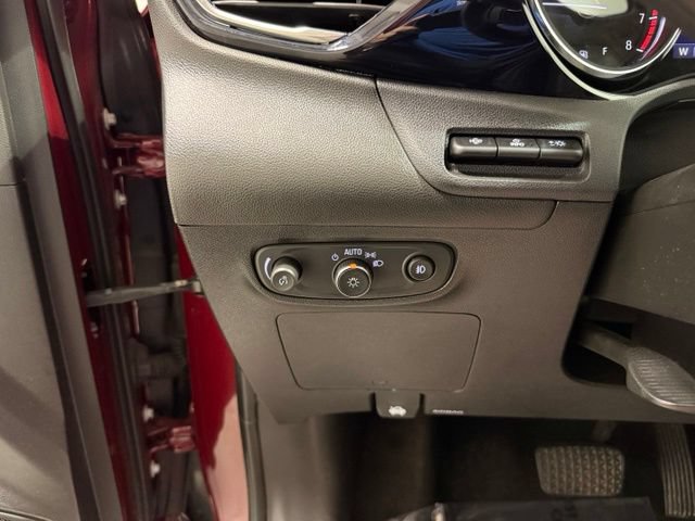 Certified 2021 Buick Encore GX Select w/ Advanced Technology Package FWD image 18
