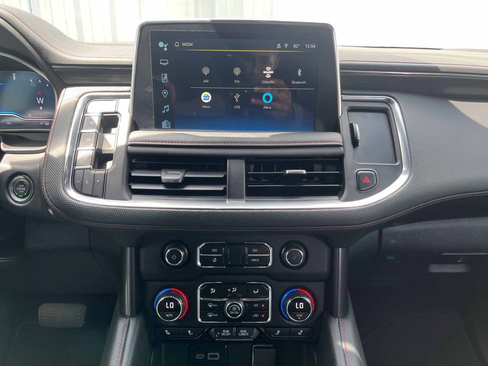 Used 2024 Chevrolet Suburban RST w/ Luxury Package RWD image 24