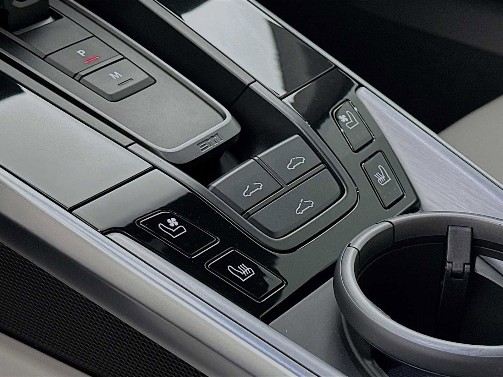 Certified 2021 Porsche 911 Turbo AWD/4WD image 22
