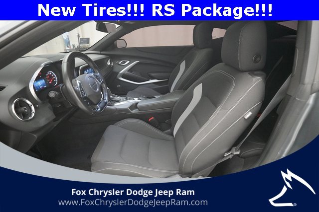 Used 2022 Chevrolet Camaro LT w/ RS Package image 7