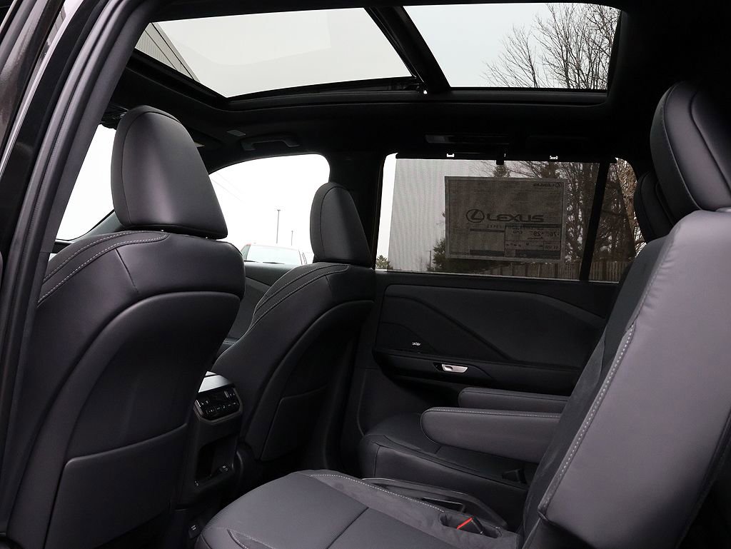 New 2026 Lexus TX 550h AWD Plug-In Hybrid image 14