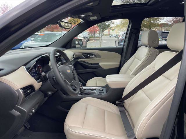 Used 2023 Chevrolet Traverse Premier image 13