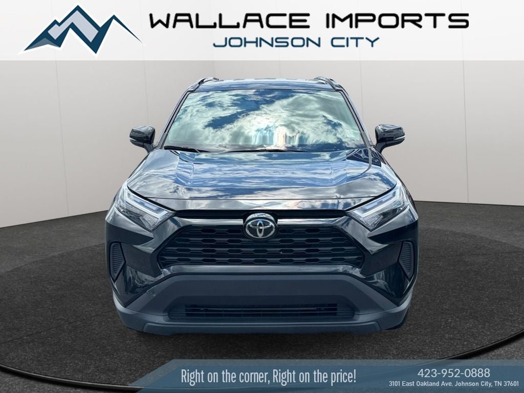 Used 2023 Toyota RAV4 XLE AWD/4WD image 8