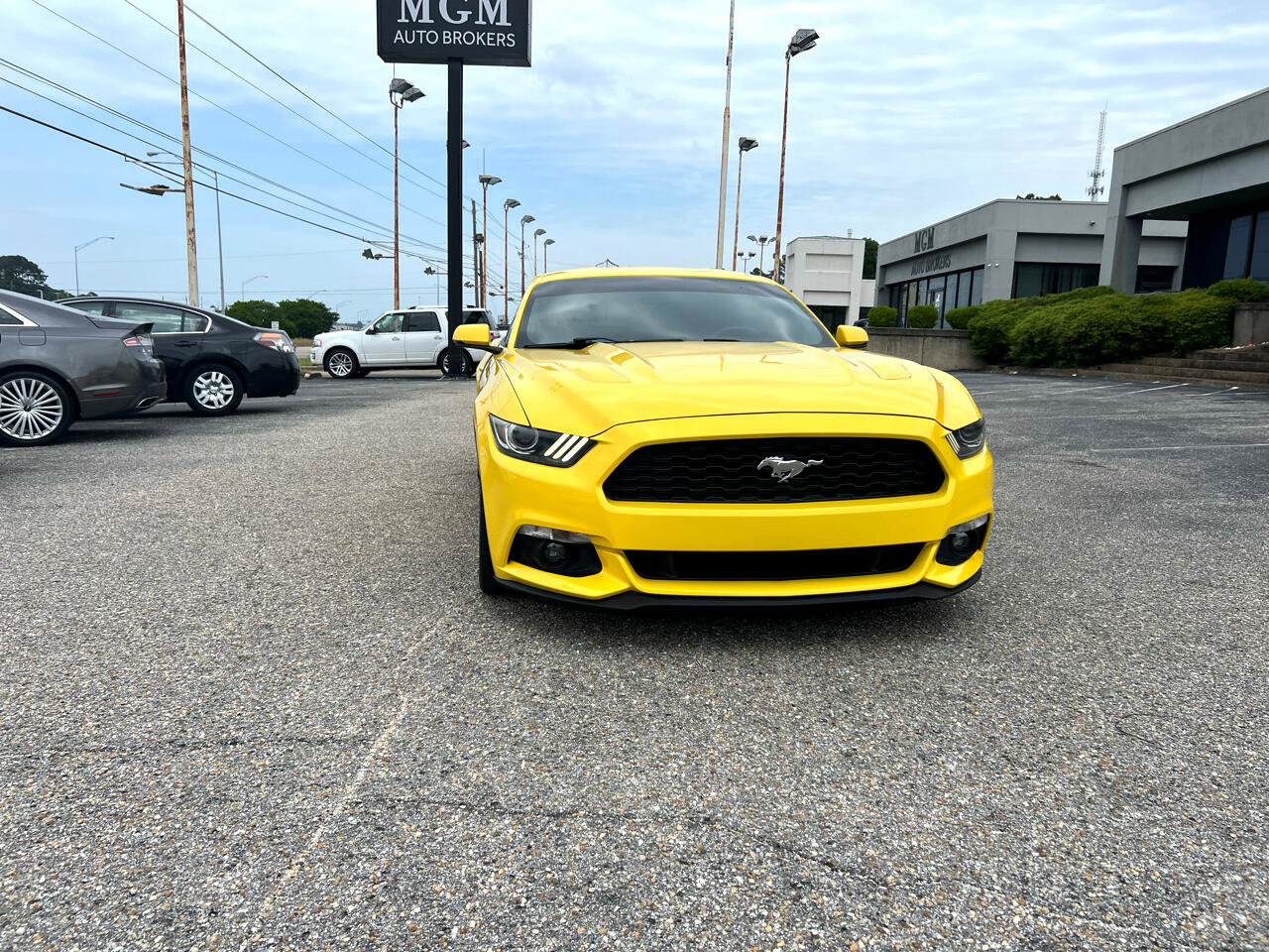 Used 2015 Ford Mustang GT Premium w/ Enhanced Security Package image 4