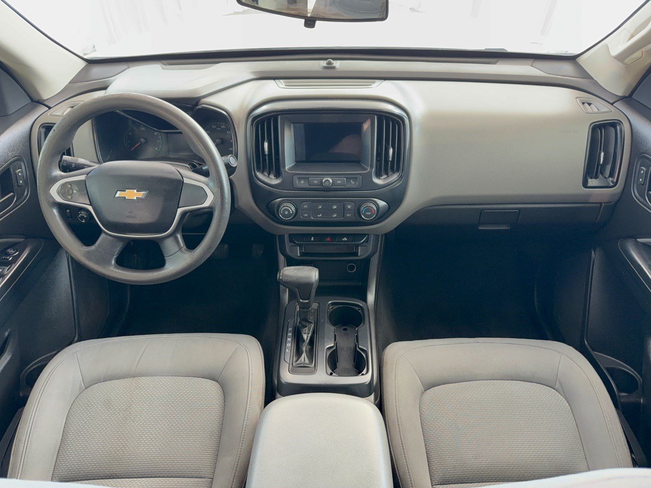 Used 2019 Chevrolet Colorado W/T w/ WT Convenience Package RWD image 17
